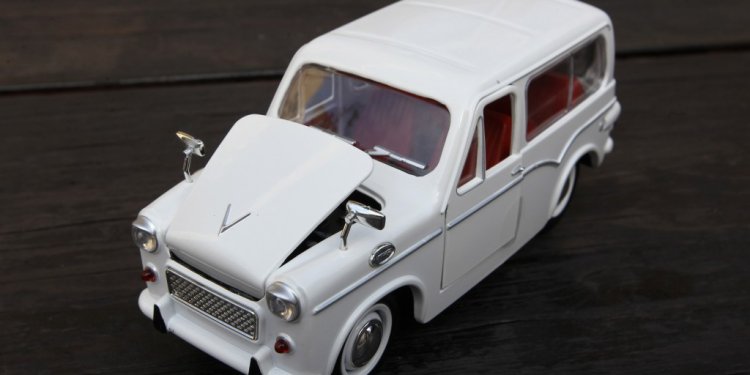 A model in die-cast metal of