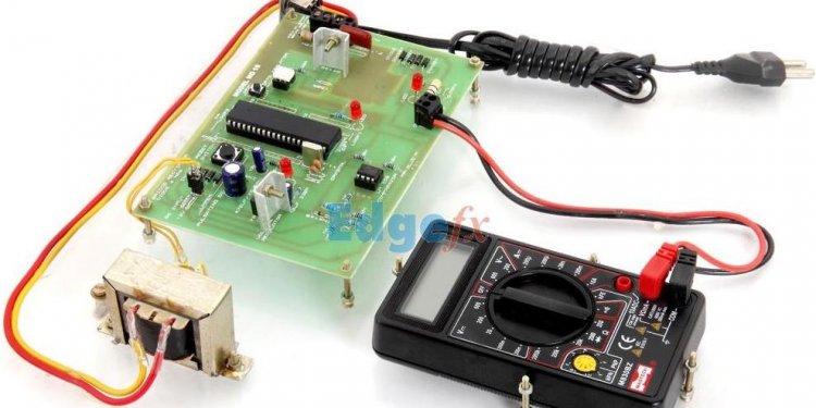 INDUSTRIAL BATTERY CHARGER BY