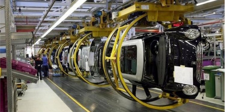 UK car manufacturing hits