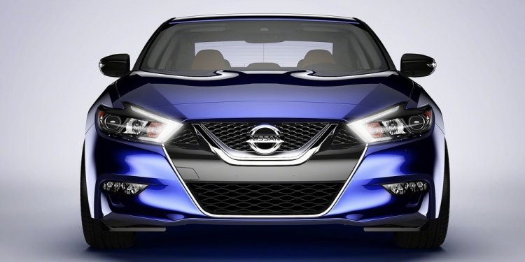 2015 Nissan Maxima blue