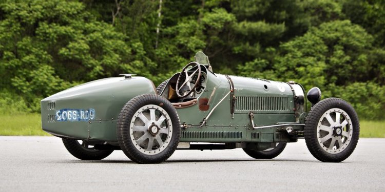 Bugatti kit car Manufacturing