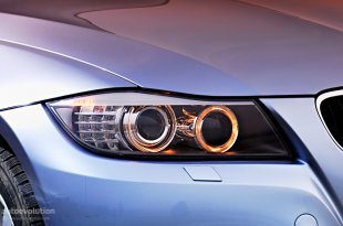 BMW 320d headlamp