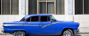 Cuba-Cars-Darkblue.jpg