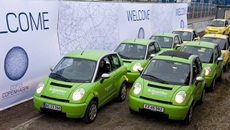 think_cop151-small The Think electric was too expensive, and unsold automobiles piled up at the factory